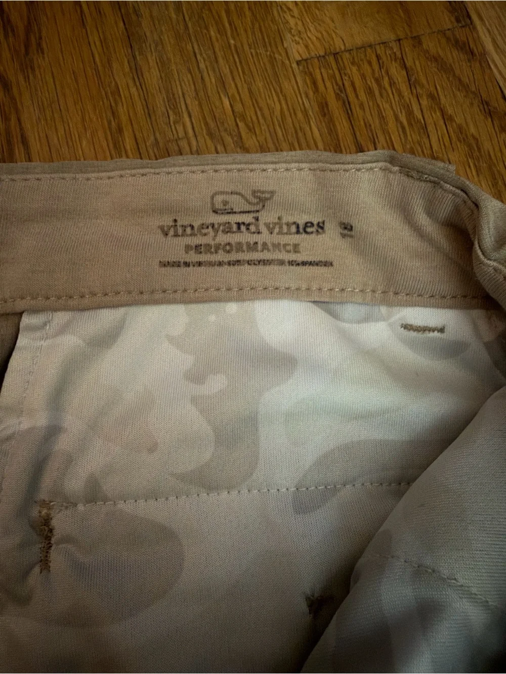 Vineyard Vines classic straight